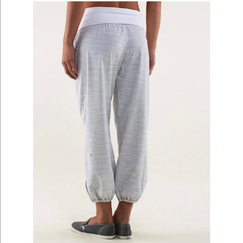 Lululemon Om Pants Commuter Denim Fossil White